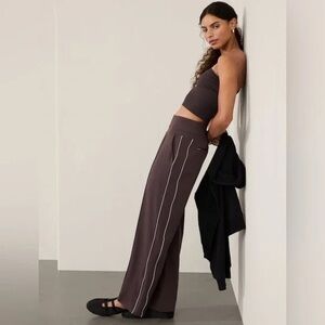 ATHLETA Venice Wide Leg Track Stripe Pant Shale/White SIZE SMALL EUC